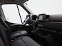Renault Master T35 2.3 dCi 135Pk L3H2 Comfort | Navigatie | Airco | Betimmering | Parkeersensoren Achter | Achteruitrijcamera | Cruise Control & Snelheidsbegrenzer | Lederen Bekleding | DAB Radio |
