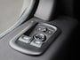 Renault Master T35 2.3 dCi 135Pk L3H2 Comfort | Navigatie | Airco | Betimmering | Parkeersensoren Achter | Achteruitrijcamera | Cruise Control & Snelheidsbegrenzer | Lederen Bekleding | DAB Radio |