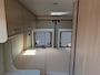 Pössl Roadcar 540 Autom 9 traps vast bed / badkamer / trekhaak