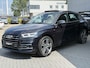 Audi Q5 55 TFSI e quattro S line 367pk | VOL! | Panoramadak | Trekhaak wegklapbaar | Matrix LED | 360 graden camera | Geheugenstoel | Luchtvering | Head up Display | Stoelverwarming | Virtual cockpit | Adaptive cruise control | Massagestoel