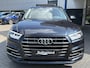 Audi Q5 55 TFSI e quattro S line 367pk | VOL! | Panoramadak | Trekhaak wegklapbaar | Matrix LED | 360 graden camera | Geheugenstoel | Luchtvering | Head up Display | Stoelverwarming | Virtual cockpit | Adaptive cruise control | Massagestoel