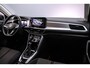 Volkswagen T-Roc Life Edition 1.5 TSI 150pk DSG Automaat Adaptive cruise control, Achteruitrijcamera, LED koplampen, App connect, Parkeersensoren, Airco, DAB, Radio