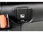 Volvo XC40 1.5 T4 Recharge 155kW/211pk DCT7 R-Design LEER/ALCANTARA + ADAPT.CRUISE + NAVI SENSUS + LANE ASSIST + PILOT ASSIST + STOEL-&STUURVERWARMING + CAMERA + KEYLESS ENTRY&GO + EL.TREKHAAK + PARKSENSOREN V&A + 19” LM-VELGEN!!