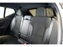 Volvo XC40 1.5 T4 Recharge 155kW/211pk DCT7 R-Design LEER/ALCANTARA + ADAPT.CRUISE + NAVI SENSUS + LANE ASSIST + PILOT ASSIST + STOEL-&STUURVERWARMING + CAMERA + KEYLESS ENTRY&GO + EL.TREKHAAK + PARKSENSOREN V&A + 19” LM-VELGEN!!