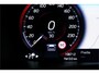 Volvo XC40 1.5 T4 Recharge 155kW/211pk DCT7 R-Design LEER/ALCANTARA + ADAPT.CRUISE + NAVI SENSUS + LANE ASSIST + PILOT ASSIST + STOEL-&STUURVERWARMING + CAMERA + KEYLESS ENTRY&GO + EL.TREKHAAK + PARKSENSOREN V&A + 19” LM-VELGEN!!