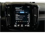 Volvo XC40 1.5 T4 Recharge 155kW/211pk DCT7 R-Design LEER/ALCANTARA + ADAPT.CRUISE + NAVI SENSUS + LANE ASSIST + PILOT ASSIST + STOEL-&STUURVERWARMING + CAMERA + KEYLESS ENTRY&GO + EL.TREKHAAK + PARKSENSOREN V&A + 19” LM-VELGEN!!