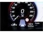 Volvo XC40 1.5 T4 Recharge 155kW/211pk DCT7 R-Design LEER/ALCANTARA + ADAPT.CRUISE + NAVI SENSUS + LANE ASSIST + PILOT ASSIST + STOEL-&STUURVERWARMING + CAMERA + KEYLESS ENTRY&GO + EL.TREKHAAK + PARKSENSOREN V&A + 19” LM-VELGEN!!