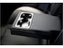 Volvo XC40 1.5 T4 Recharge 155kW/211pk DCT7 R-Design LEER/ALCANTARA + ADAPT.CRUISE + NAVI SENSUS + LANE ASSIST + PILOT ASSIST + STOEL-&STUURVERWARMING + CAMERA + KEYLESS ENTRY&GO + EL.TREKHAAK + PARKSENSOREN V&A + 19” LM-VELGEN!!