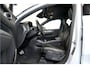 Volvo XC40 1.5 T4 Recharge 155kW/211pk DCT7 R-Design LEER/ALCANTARA + ADAPT.CRUISE + NAVI SENSUS + LANE ASSIST + PILOT ASSIST + STOEL-&STUURVERWARMING + CAMERA + KEYLESS ENTRY&GO + EL.TREKHAAK + PARKSENSOREN V&A + 19” LM-VELGEN!!