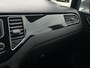 Volkswagen Golf Sportsvan 1.4 TSI Connected Series | Trekhaak Wegklapbaar | Navigatie | Adaptieve Cruise Control | Parkeersensoren Voor + Achter | Stoelverwarming | DAB | Bluetooth | Metallic Lak | 17'' Lichtmetalen Velgen |