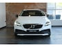 Volvo V40 Cross Country T3 Automaat Edition+ | Afneembare trekhaak | Stoelverwarming | Navigatie | Volvo on Call | Climate control | Parkeersensoren achter | High performance audio | Dealeronderhouden