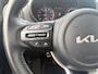 Kia Stonic 1.0 T-GDi MHEV DynamicLine | Automaat | Cruise Control | Climate Control | Camera | Navigatie | LM Velgen |