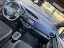 Toyota Yaris 1.5 Hybrid Bi-Tone Plus | 06-10141018 Voor meer informatie