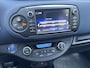 Toyota Yaris 1.5 Hybrid Bi-Tone Plus | 06-10141018 Voor meer informatie