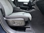 Volvo XC40 B3 177pk Plus Black Edition / Harman en kardon audio / Stoel/- en stuurverwarming / Elektrisch verstelbare stoelen /