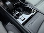 Volvo XC40 B3 177pk Plus Black Edition / Harman en kardon audio / Stoel/- en stuurverwarming / Elektrisch verstelbare stoelen /