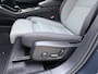 Volvo XC40 B3 177pk Plus Black Edition / Harman en kardon audio / Stoel/- en stuurverwarming / Elektrisch verstelbare stoelen /