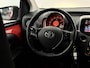 Toyota Aygo 1.0 VVT-i x-play Camera, Airco, Lichtmetalen velgen, Automaat, Mistlamp