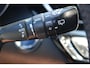 Toyota C-HR / C-HR+ 2.0 Hybrid Bi-Tone Parkeersensoren, JBL Audio, Achteruitrijcamera, parkeer assist, Android/apple carplay,
