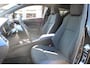 Toyota C-HR / C-HR+ 2.0 Hybrid Bi-Tone Parkeersensoren, JBL Audio, Achteruitrijcamera, parkeer assist, Android/apple carplay,