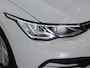 Volkswagen Golf 1.0 TSI Life / App-connect / Navigatie / Parkeersensoren / Clima / LED verlichting / LM velgen /