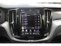 Volvo XC60 2.0 T6 Plug-in hybrid AWD Inscription Expression | Actieve LED Koplampen | Elektronisch schuif-/kanteldak | Stoel- en stuurverwarming | Parkeercamera | Elektrisch verstelbare stoelen | Trekhaak | Getint glas achter