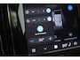 Volvo XC60 2.0 T6 Plug-in hybrid AWD Inscription Expression | Actieve LED Koplampen | Elektronisch schuif-/kanteldak | Stoel- en stuurverwarming | Parkeercamera | Elektrisch verstelbare stoelen | Trekhaak | Getint glas achter