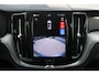 Volvo XC60 2.0 T6 Plug-in hybrid AWD Inscription Expression | Actieve LED Koplampen | Elektronisch schuif-/kanteldak | Stoel- en stuurverwarming | Parkeercamera | Elektrisch verstelbare stoelen | Trekhaak | Getint glas achter