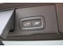 Volvo XC60 2.0 T6 Plug-in hybrid AWD Inscription Expression | Actieve LED Koplampen | Elektronisch schuif-/kanteldak | Stoel- en stuurverwarming | Parkeercamera | Elektrisch verstelbare stoelen | Trekhaak | Getint glas achter