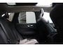 Volvo XC60 2.0 T6 Plug-in hybrid AWD Inscription Expression | Actieve LED Koplampen | Elektronisch schuif-/kanteldak | Stoel- en stuurverwarming | Parkeercamera | Elektrisch verstelbare stoelen | Trekhaak | Getint glas achter