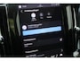 Volvo XC60 2.0 T6 Plug-in hybrid AWD Inscription Expression | Actieve LED Koplampen | Elektronisch schuif-/kanteldak | Stoel- en stuurverwarming | Parkeercamera | Elektrisch verstelbare stoelen | Trekhaak | Getint glas achter