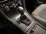 Volkswagen Golf 1.6 TDI Comfortline Business * Automaat / Navigatie / Cruise control / LM Velgen / NL Auto *