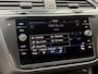 Volkswagen Tiguan 1.4 TSI eHybrid R-Line Business+ Trekhaak uitklapbaar | LED IQ. Light | Getint glas | Achteruitrijcamera | Parkeersensoren voor en achter | Navigatiesysteem | Apple CarPlay/Android Auto | Cruise control adaptief