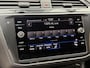 Volkswagen Tiguan 1.4 TSI eHybrid R-Line Business+ Trekhaak uitklapbaar | LED IQ. Light | Getint glas | Achteruitrijcamera | Parkeersensoren voor en achter | Navigatiesysteem | Apple CarPlay/Android Auto | Cruise control adaptief