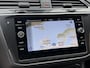 Volkswagen Tiguan 1.4 TSI eHybrid R-Line Business+ Trekhaak uitklapbaar | LED IQ. Light | Getint glas | Achteruitrijcamera | Parkeersensoren voor en achter | Navigatiesysteem | Apple CarPlay/Android Auto | Cruise control adaptief