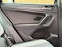 Volkswagen Tiguan 1.4 TSI eHybrid R-Line Business+ Trekhaak uitklapbaar | LED IQ. Light | Getint glas | Achteruitrijcamera | Parkeersensoren voor en achter | Navigatiesysteem | Apple CarPlay/Android Auto | Cruise control adaptief