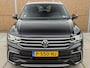 Volkswagen Tiguan 1.4 TSI eHybrid R-Line Business+ Trekhaak uitklapbaar | LED IQ. Light | Getint glas | Achteruitrijcamera | Parkeersensoren voor en achter | Navigatiesysteem | Apple CarPlay/Android Auto | Cruise control adaptief