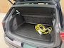 Volkswagen Tiguan 1.4 TSI eHybrid R-Line Business+ Trekhaak uitklapbaar | LED IQ. Light | Getint glas | Achteruitrijcamera | Parkeersensoren voor en achter | Navigatiesysteem | Apple CarPlay/Android Auto | Cruise control adaptief