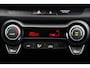 Kia Stonic 1.0 T-GDi MHEV DynamicLine, NL, clima, cam. CarPlay