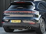 Porsche Cayenne 3.0 E-Hybrid | Panoramadak | NL-Auto | Dealeronderhouden | Achterasbesturing | 18-Wegs Memory Seats | HUD | BOSE | Camera | Soft-Close | Luchtvering | Passagiersdisplay | Ambiance Interieur | Stuurverwarming |