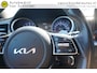 Kia Ceed Sportswagon 1.0 T-GDi DYNAMICLINE BLACKLINE KEURIGE NETTE STAAT CAMERA ANDROID/APPLECARPLAY(NAVI) STOEL+STUURVERWARMING 16INCH 4X ALL SEASON ECC AIRCO CRUISECONTROL BLUETOOTH ENZ...