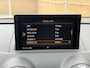 Audi A3 Limousine 30 TFSI Pro Line Lederen bekleding | Stoelverwarming | 18 inch lichtmetalen velgen | Bi-xenon verlichting | Airconditioning | Cruise control | Navigatiesysteem | Parkeersensoren achter