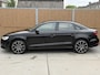 Audi A3 Limousine 30 TFSI Pro Line Lederen bekleding | Stoelverwarming | 18 inch lichtmetalen velgen | Bi-xenon verlichting | Airconditioning | Cruise control | Navigatiesysteem | Parkeersensoren achter