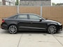 Audi A3 Limousine 30 TFSI Pro Line Lederen bekleding | Stoelverwarming | 18 inch lichtmetalen velgen | Bi-xenon verlichting | Airconditioning | Cruise control | Navigatiesysteem | Parkeersensoren achter