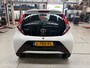 Toyota Aygo 1.0 VVT-i 72pk 5D x-play | Airco | Navigatie | Apple carplay / Android auto | Camera | NAP | Rijklaar prijs!