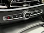 Volvo V90 2.0 D3 R-design Automaat | Bowers & Wilkins | Panoramadak | Lederen bekleding | LED verlichting | Elektrisch- verstelbare stoelen, achterklep & trekhaak | Stoelverwarming | Apple CarPlay/Android Auto | LET OP: olieverbruik 1l/1600 km