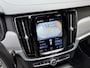 Volvo V90 2.0 D3 R-design Automaat | Bowers & Wilkins | Panoramadak | Lederen bekleding | LED verlichting | Elektrisch- verstelbare stoelen, achterklep & trekhaak | Stoelverwarming | Apple CarPlay/Android Auto | LET OP: olieverbruik 1l/1600 km