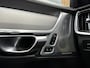 Volvo V90 2.0 D3 R-design Automaat | Bowers & Wilkins | Panoramadak | Lederen bekleding | LED verlichting | Elektrisch- verstelbare stoelen, achterklep & trekhaak | Stoelverwarming | Apple CarPlay/Android Auto | LET OP: olieverbruik 1l/1600 km