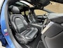 Volvo V90 2.0 D3 R-design Automaat | Bowers & Wilkins | Panoramadak | Lederen bekleding | LED verlichting | Elektrisch- verstelbare stoelen, achterklep & trekhaak | Stoelverwarming | Apple CarPlay/Android Auto | LET OP: olieverbruik 1l/1600 km