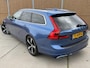 Volvo V90 2.0 D3 R-design Automaat | Bowers & Wilkins | Panoramadak | Lederen bekleding | LED verlichting | Elektrisch- verstelbare stoelen, achterklep & trekhaak | Stoelverwarming | Apple CarPlay/Android Auto | LET OP: olieverbruik 1l/1600 km